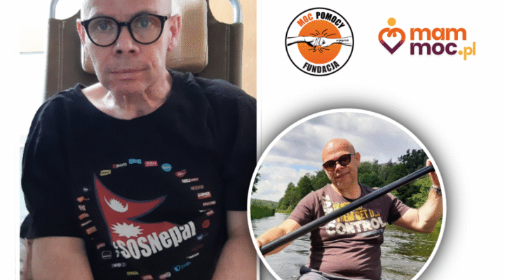 Mężczyzna w T-shircie i jego zdjęcie w kajaku.