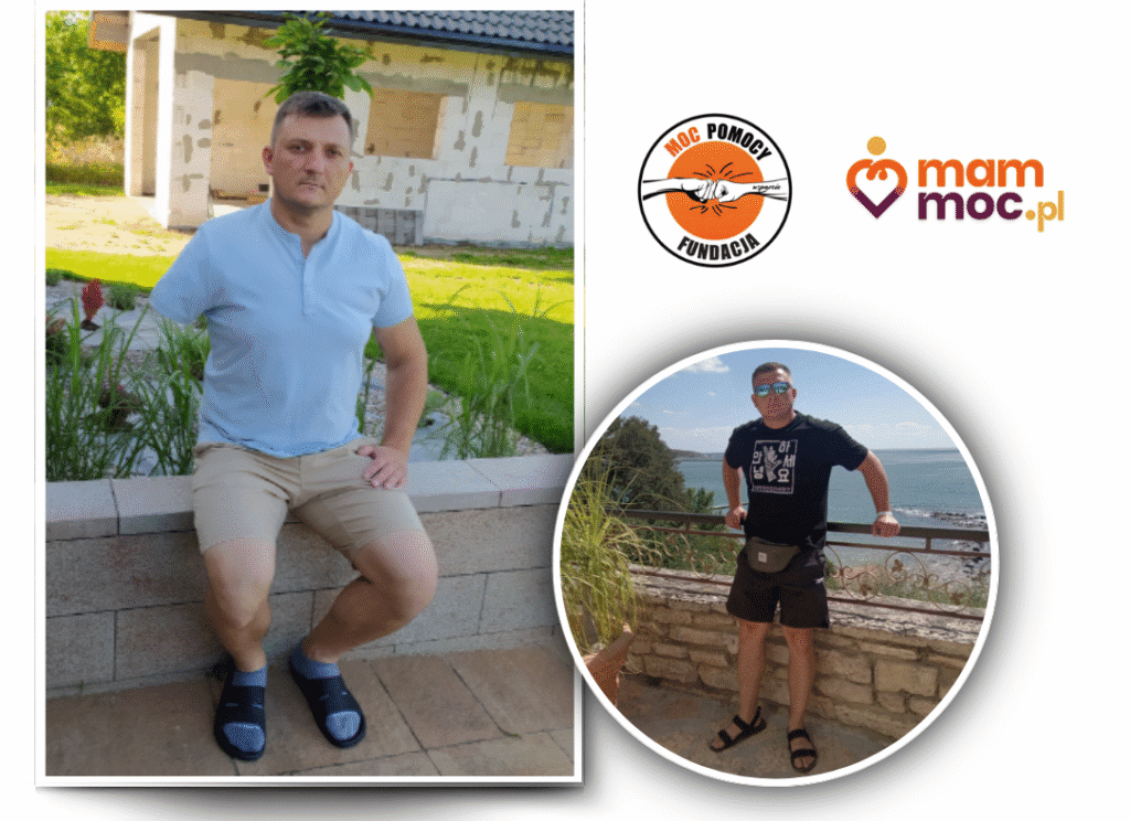 Mężczyzna w szortach i sandałach siedzących na ławce obok siebie.