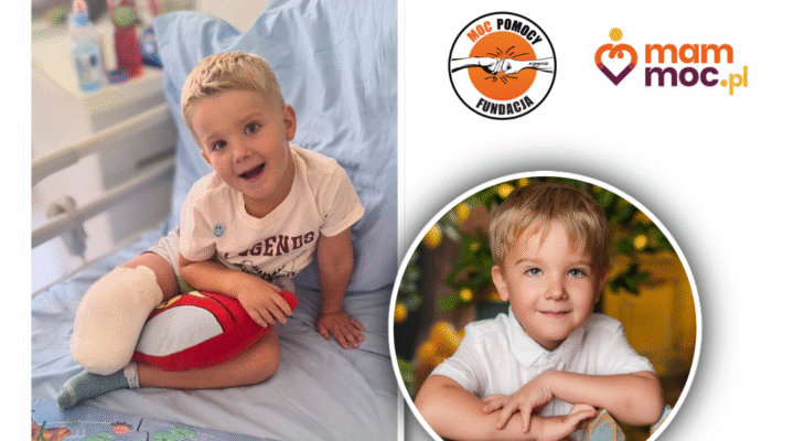 Na pierwszym zdjęciu uśmiechający się pięciolatek o blond włosach z bandażem na kikucie prawego podudzia. Na drugim zdjęciu ten sam chłopiec ubrany w białą koszulę delikatnie uśmiecha się do zdjęcia.